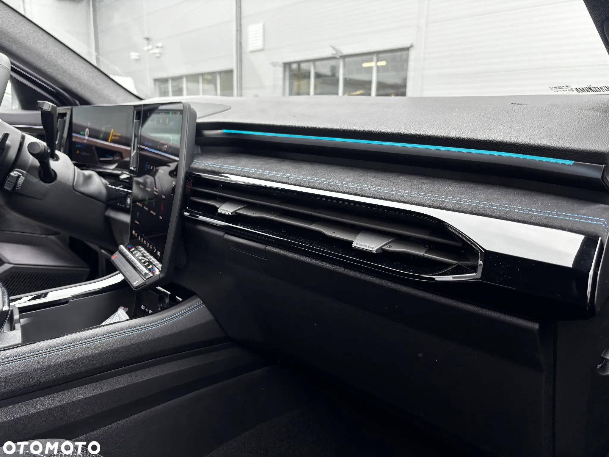 Renault Austral 1.2 E-Tech Full Hybrid 200 Iconic esprit Alpine MMT - 10