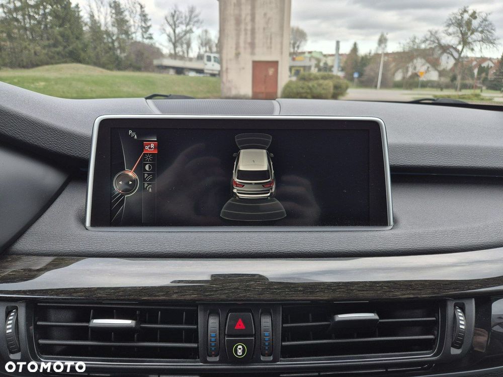 BMW X5 xDrive25d - 14