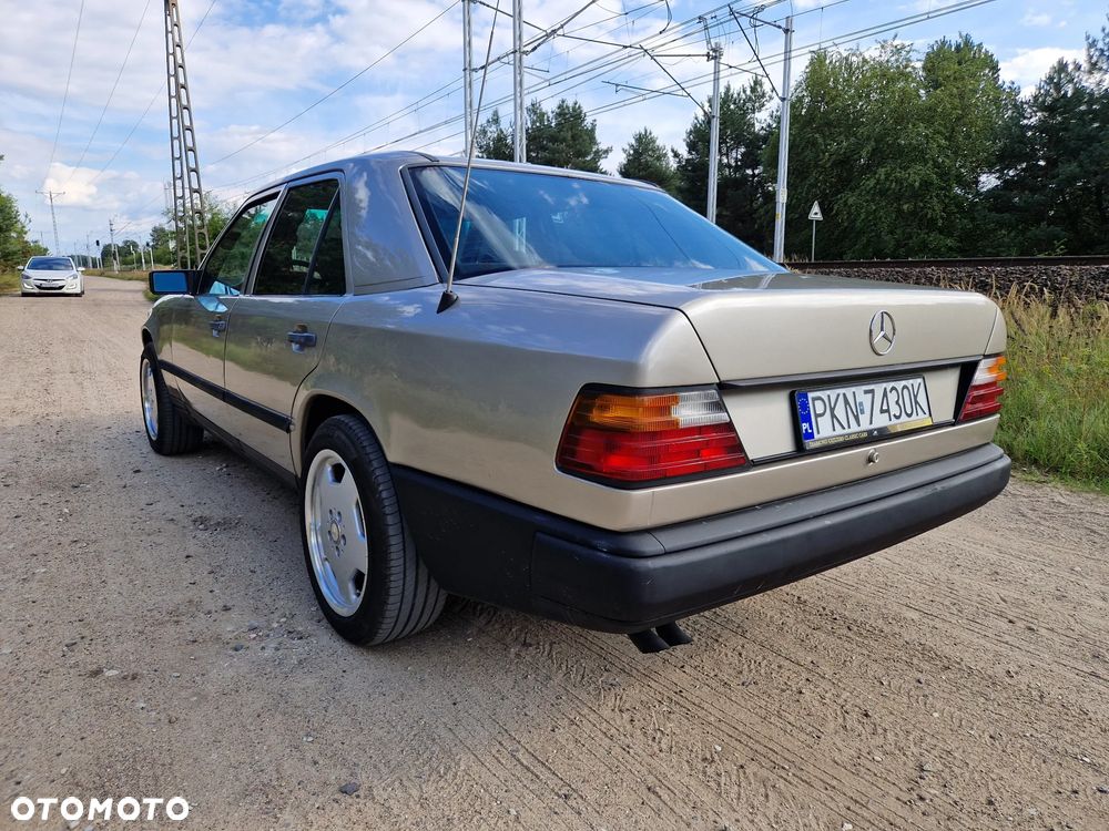 Mercedes-Benz W124 (1984-1993) - 4