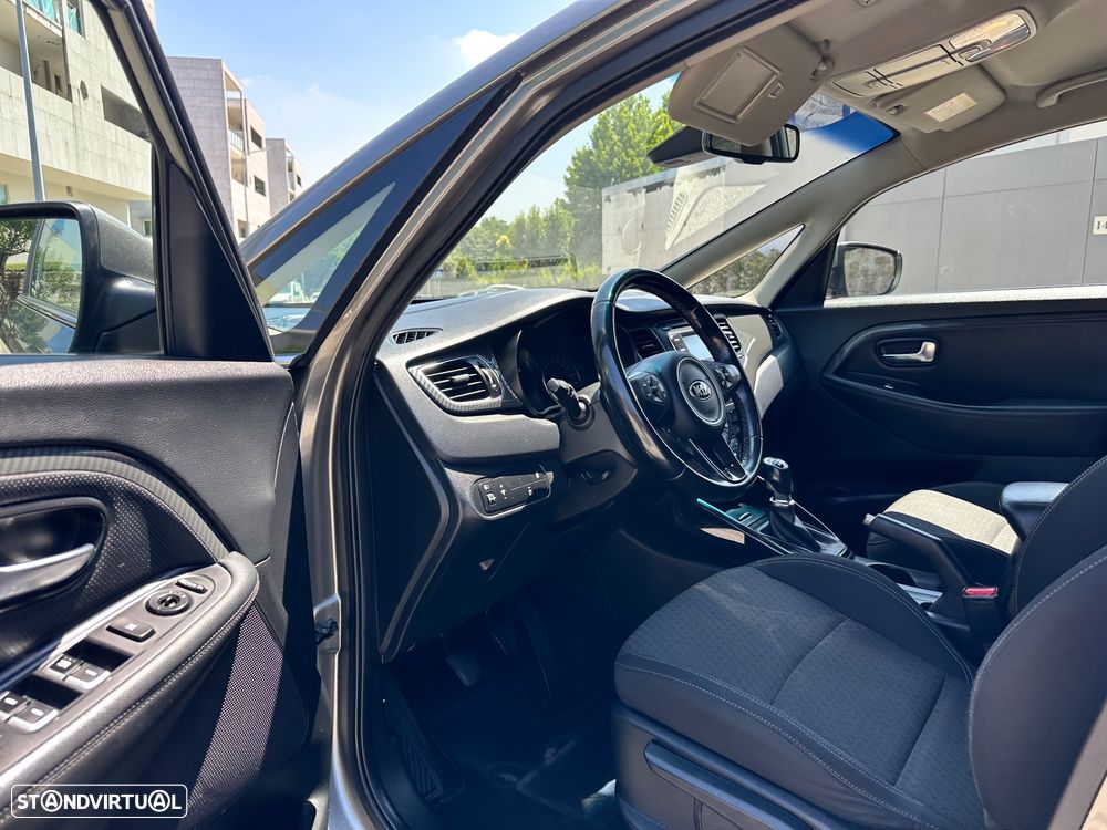 Kia Carens 1.7 CRDi ISG TX - 18