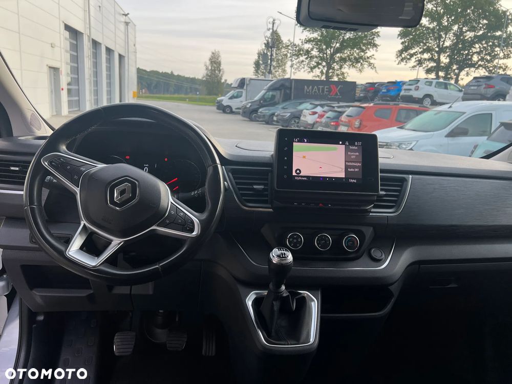 Renault Trafic - 13