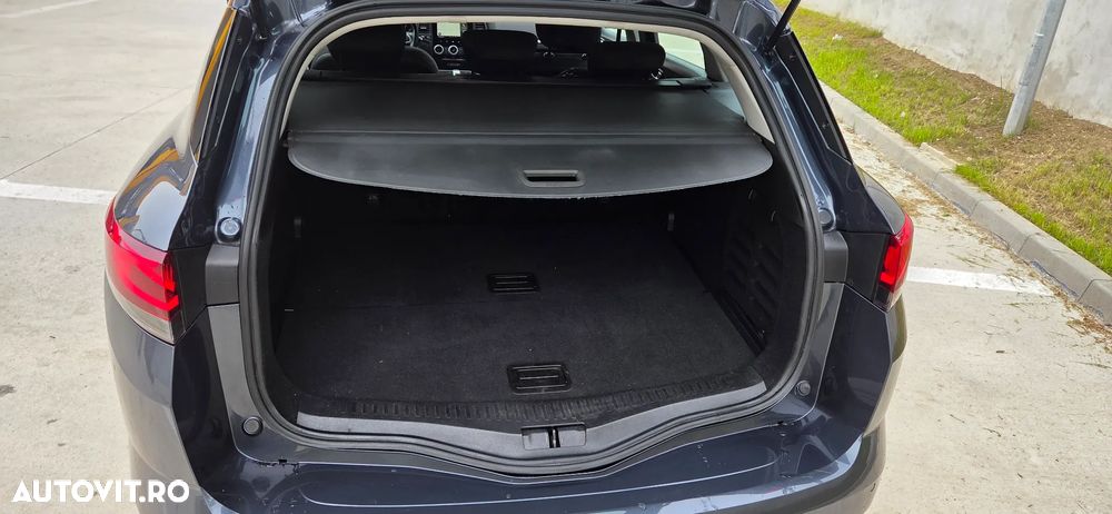 Renault Megane Blue dCi 116 Intens - 19