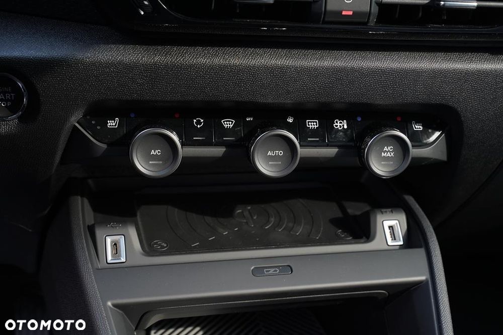 Citroën C4 1.2 mHEV Max eDCT6 - 21