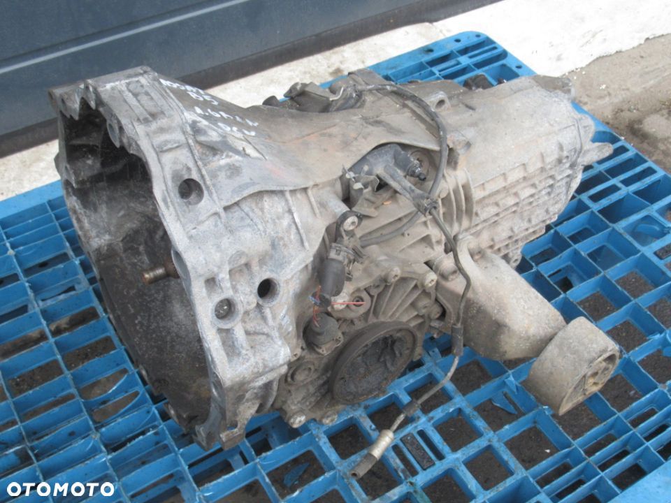 SKRZYNIA BIEGÓW VW PASSAT B5 1.6 BENZYNA DCN - 3