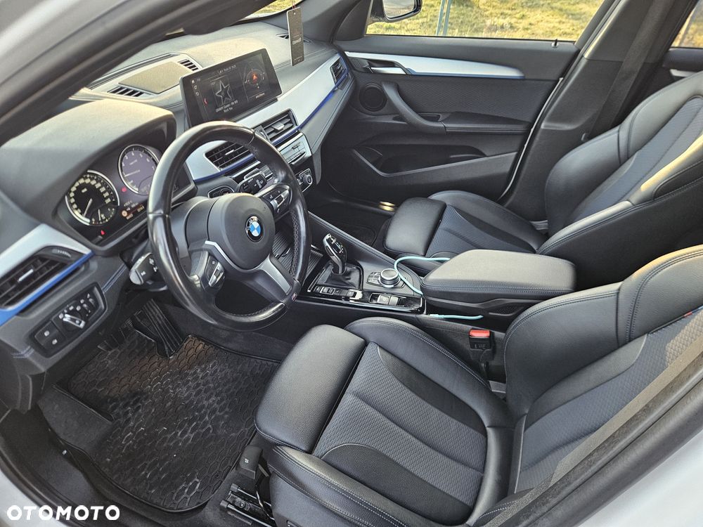 BMW X1 xDrive20i Sport Line sport - 10