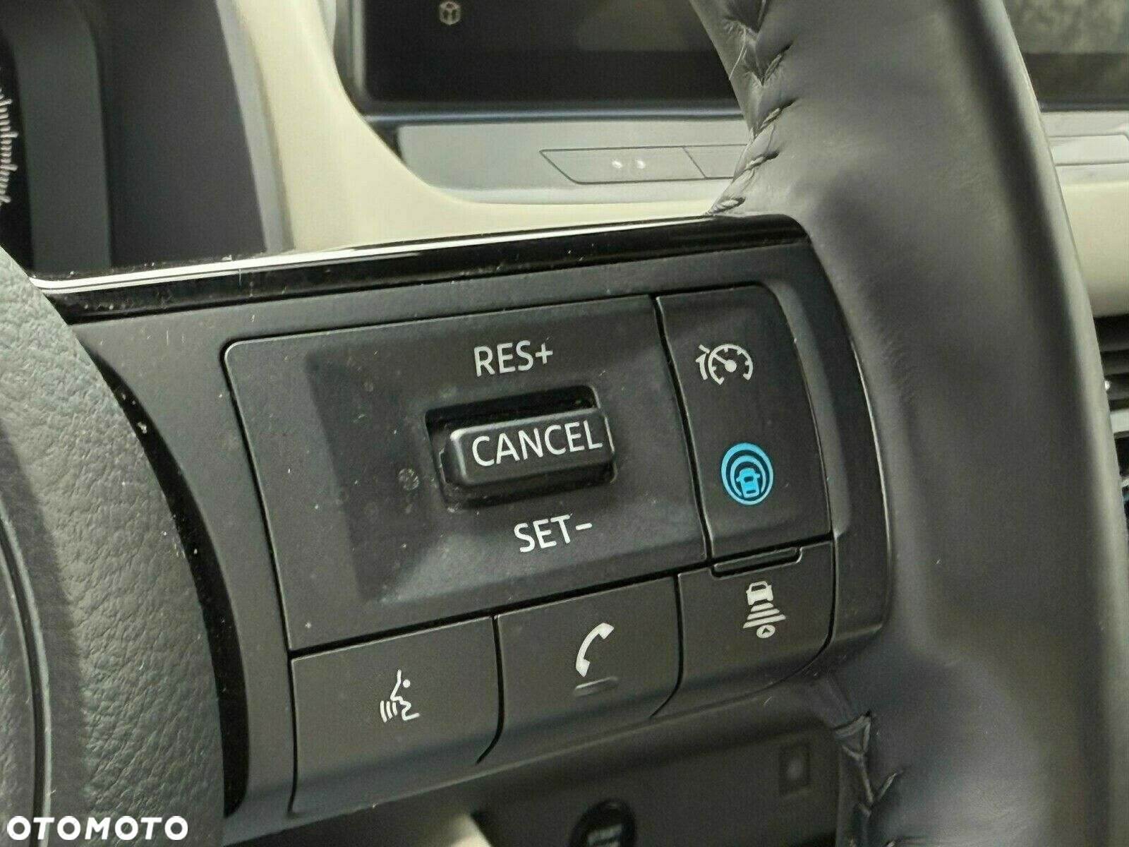 Nissan Qashqai - 16