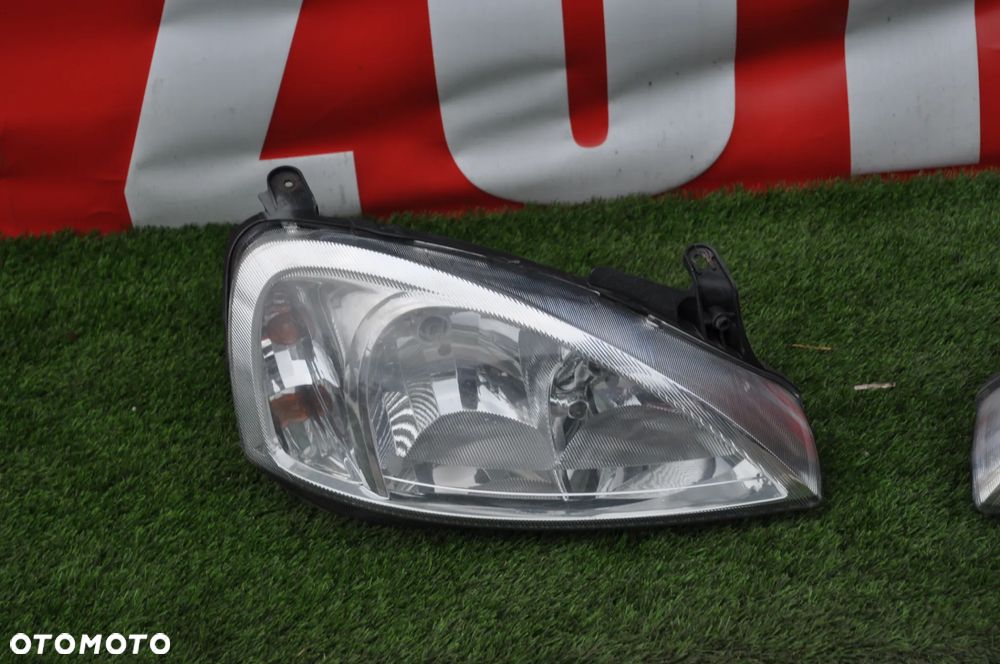 opel corsa C FL lampa prawa WYSYŁKA - 2