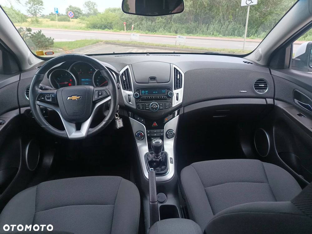 Chevrolet Cruze 1.8 LT - 7