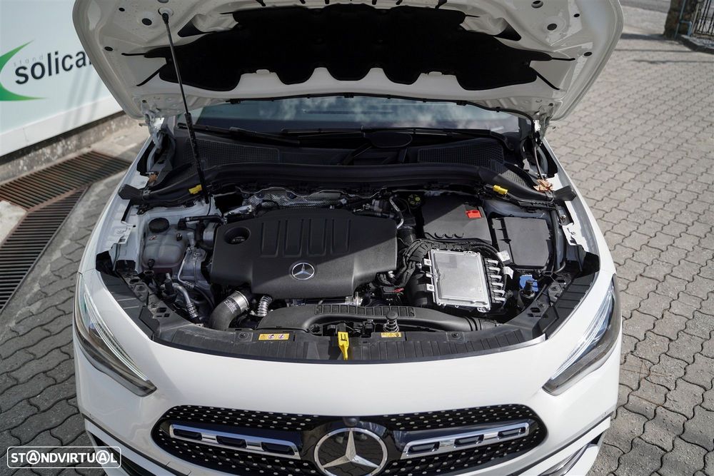 Mercedes-Benz GLA 180 d AMG Line - 39