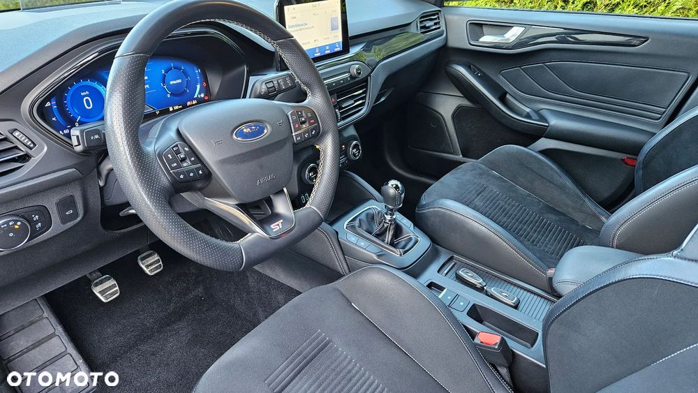 Ford Focus 2.0 EcoBlue ST - 15