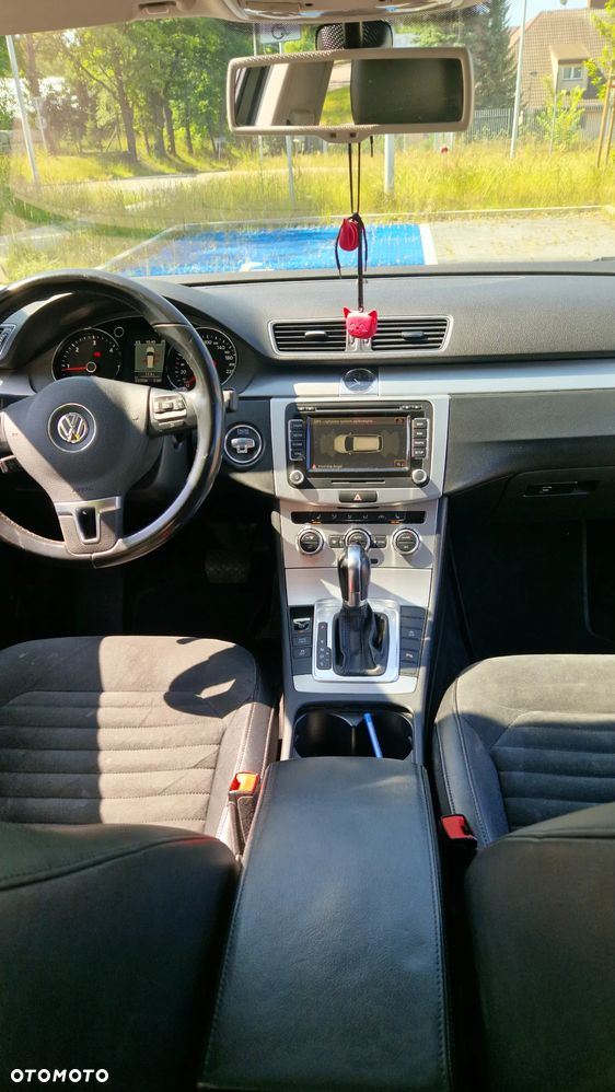 Volkswagen Passat 2.0 TDI Highline DSG - 12