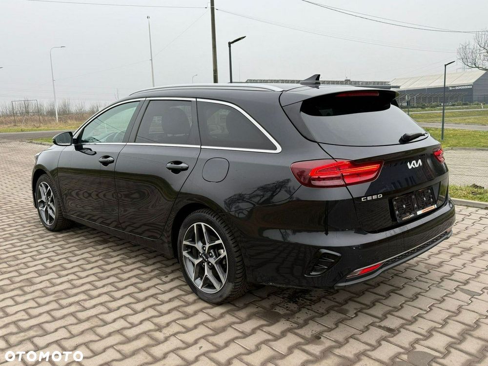 Kia Ceed 1.5 T-GDI Business Line Plus - 3