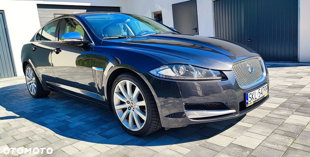 Jaguar XF 3.0 V6 Diesel S Premium Luxury - 3