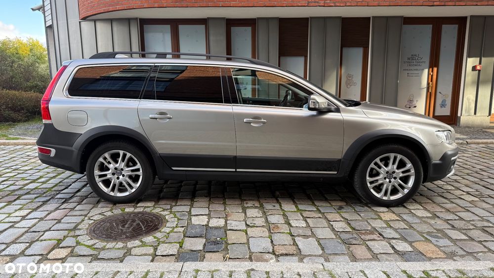 Volvo XC 70 D4 AWD Summum - 8