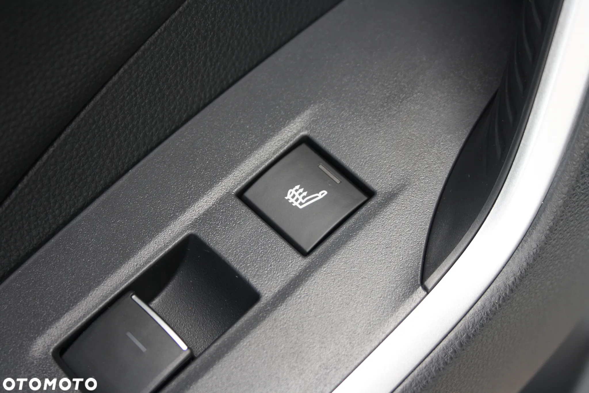 Suzuki Across 2.5 Plug-in Hybrid Elegance 4WD CVT - 19