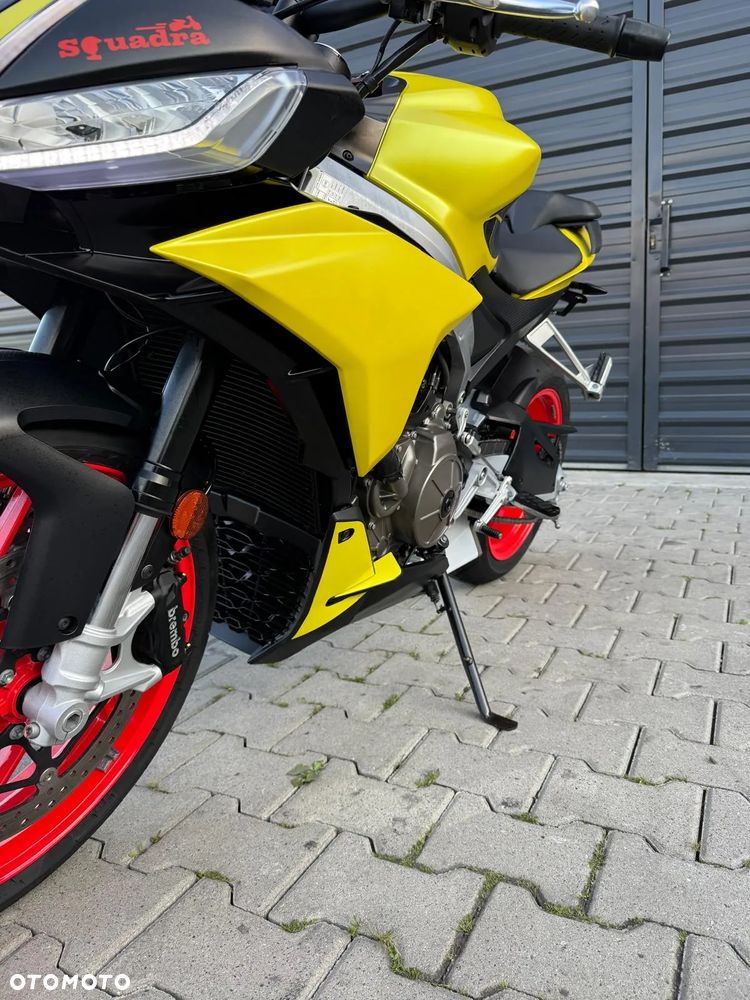 Aprilia Tuono - 16