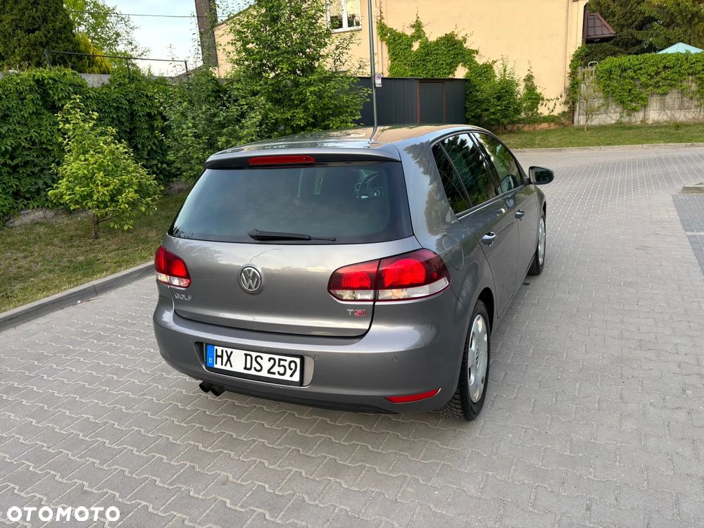 Volkswagen Golf - 28