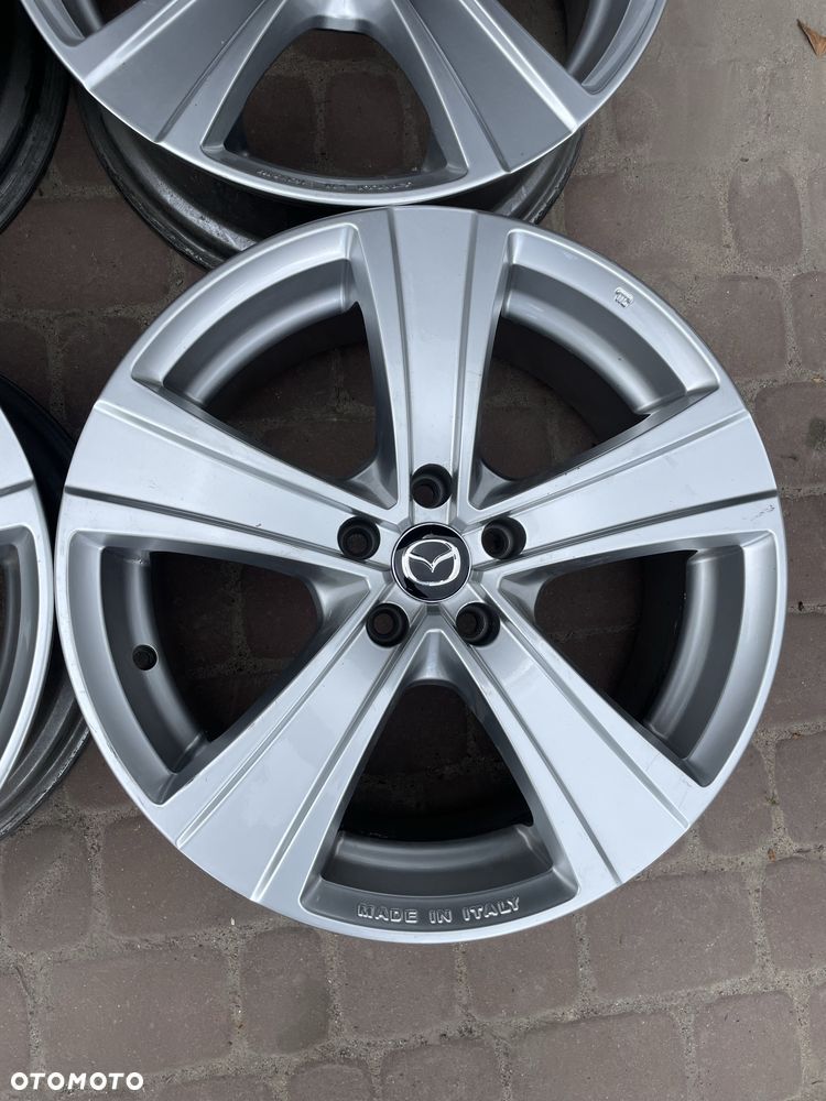 FELGI ALUMINIOWE Mazda 8" x 19" x 5x114,3 x 67,1 x ET 35 - 4