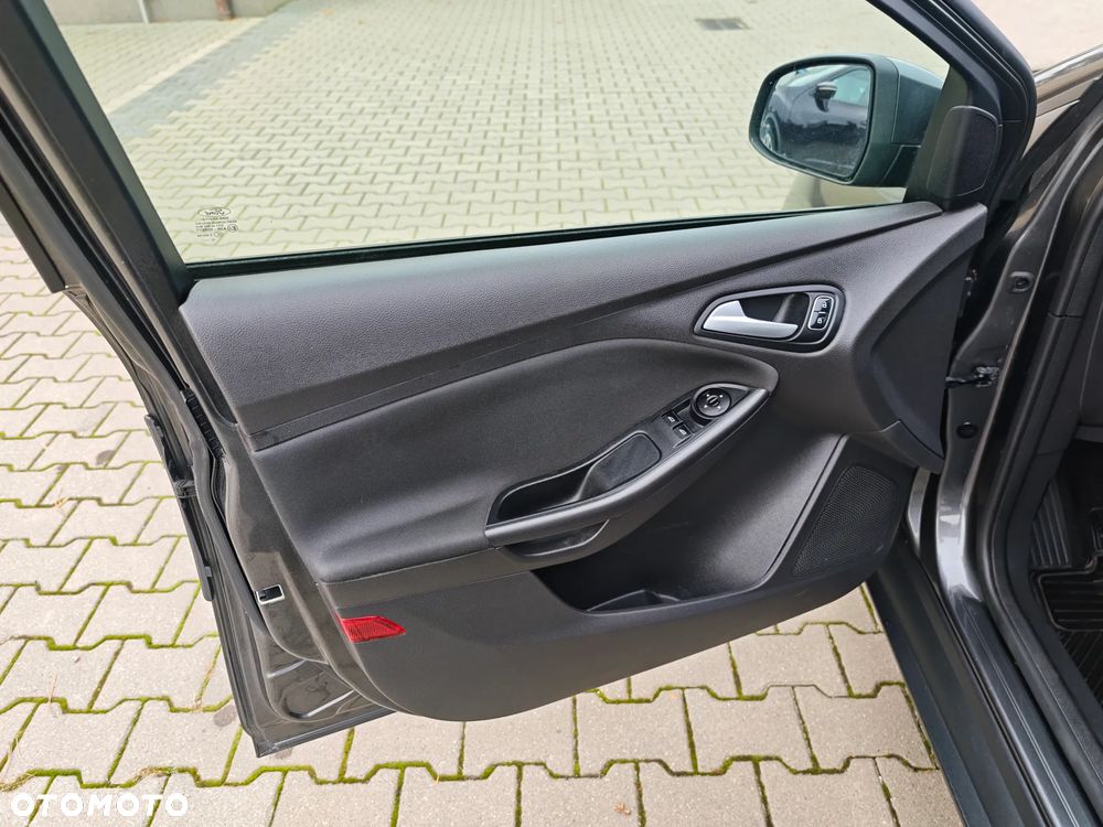 Ford Focus - 20