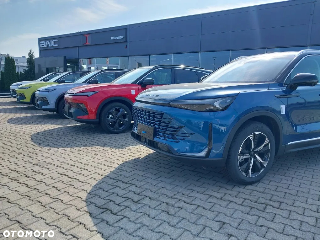 Baic Beijing 5 - 12