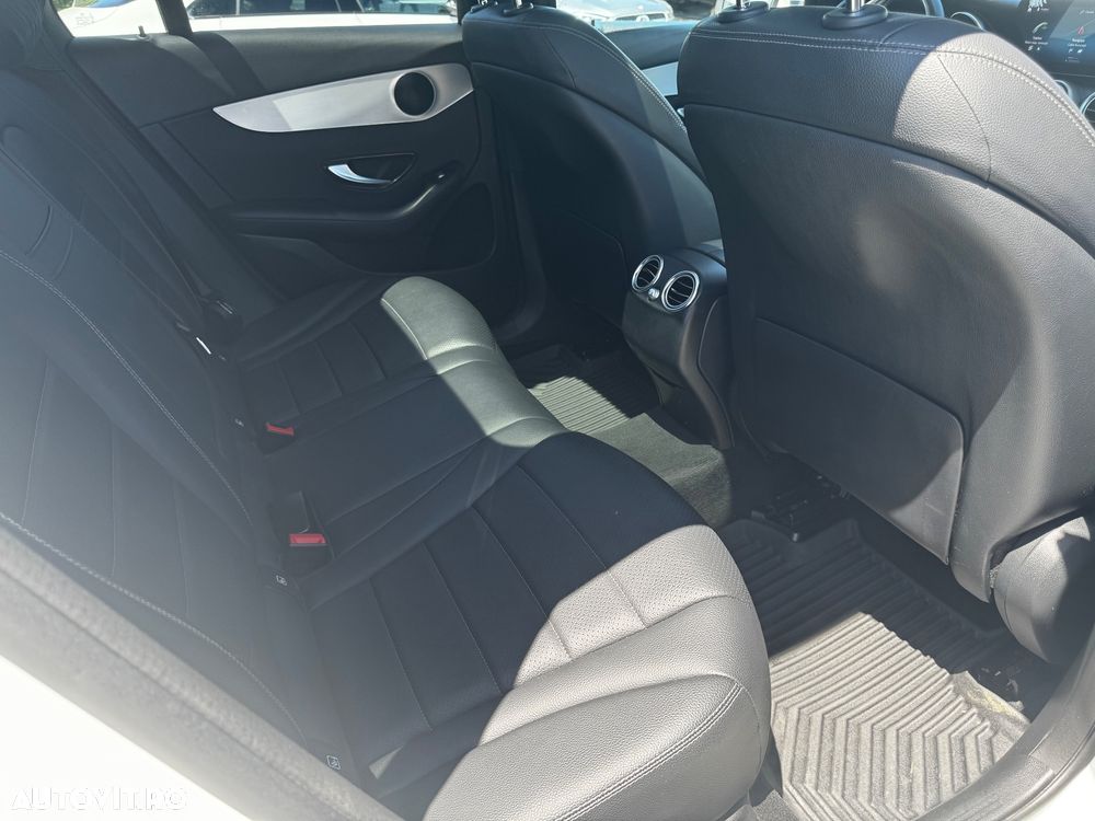 Mercedes-Benz GLC 220 d 4MATIC 9G-TRONIC AMG Line - 25