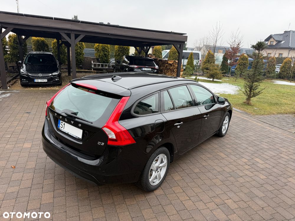 Volvo V60 D3 Summum - 6