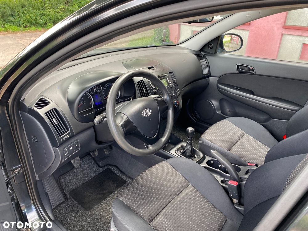 Hyundai i30 1.6 CRDi Style - 17