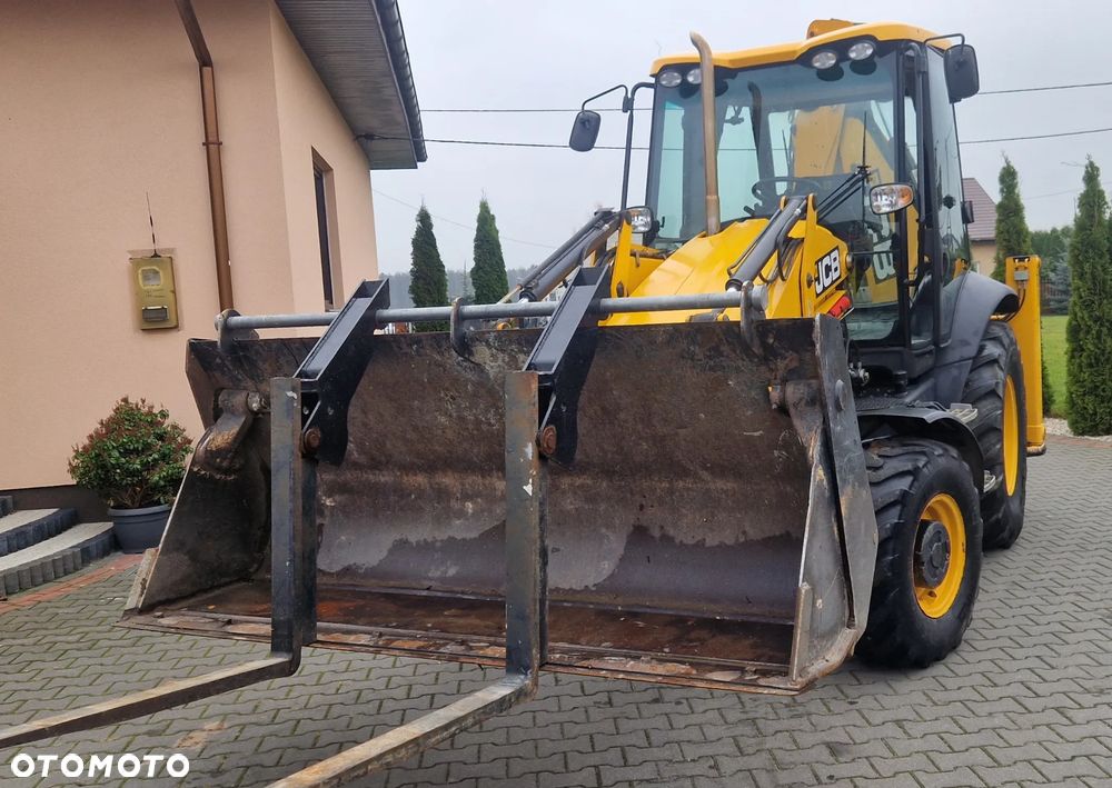 JCB 3cx - 5