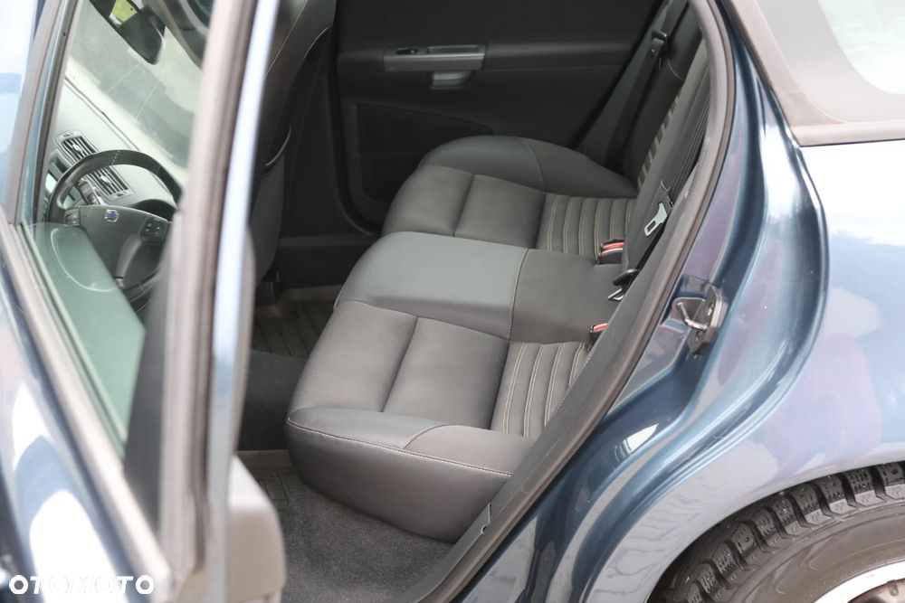Volvo V50 1.8 - 11