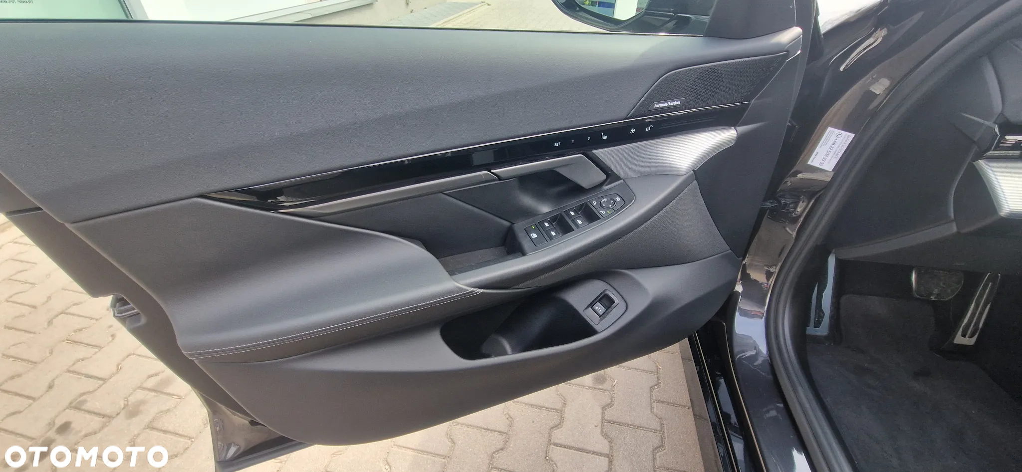 BMW Seria 5 520i mHEV M Sport - 14