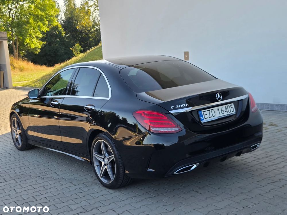 Mercedes-Benz Klasa C 300 BlueTEC Hybrid 7G-TRONIC Edition 1 - 4