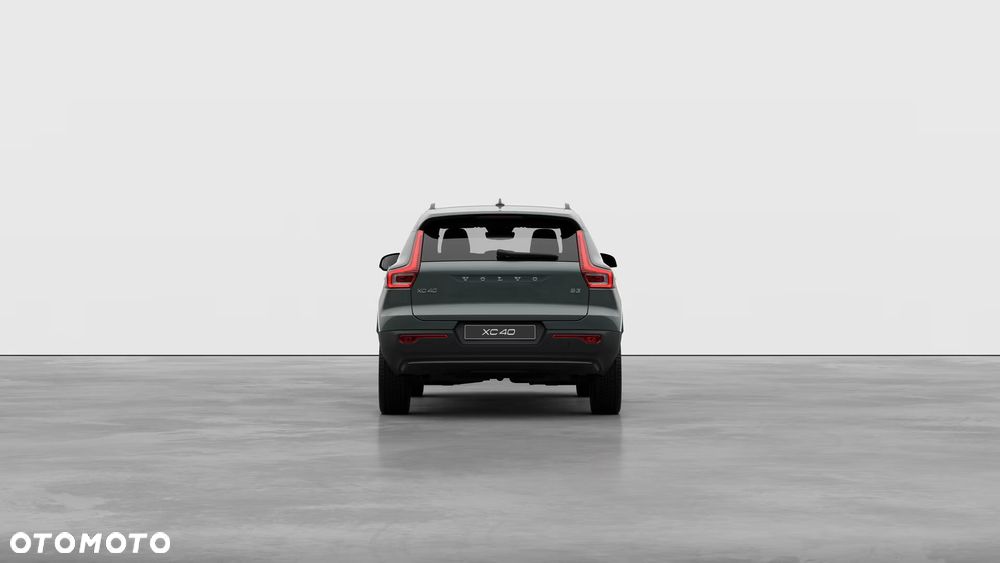 Volvo XC 40 B3 Plus Dark - 7