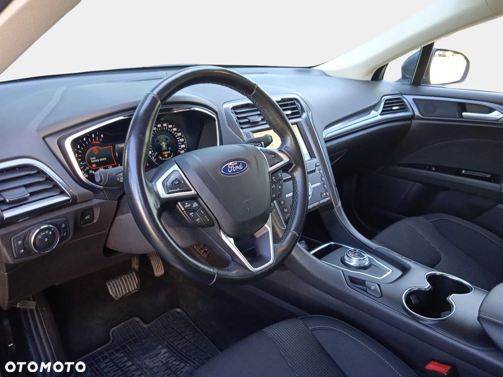 Ford Mondeo 2.0 EcoBlue Titanium - 13