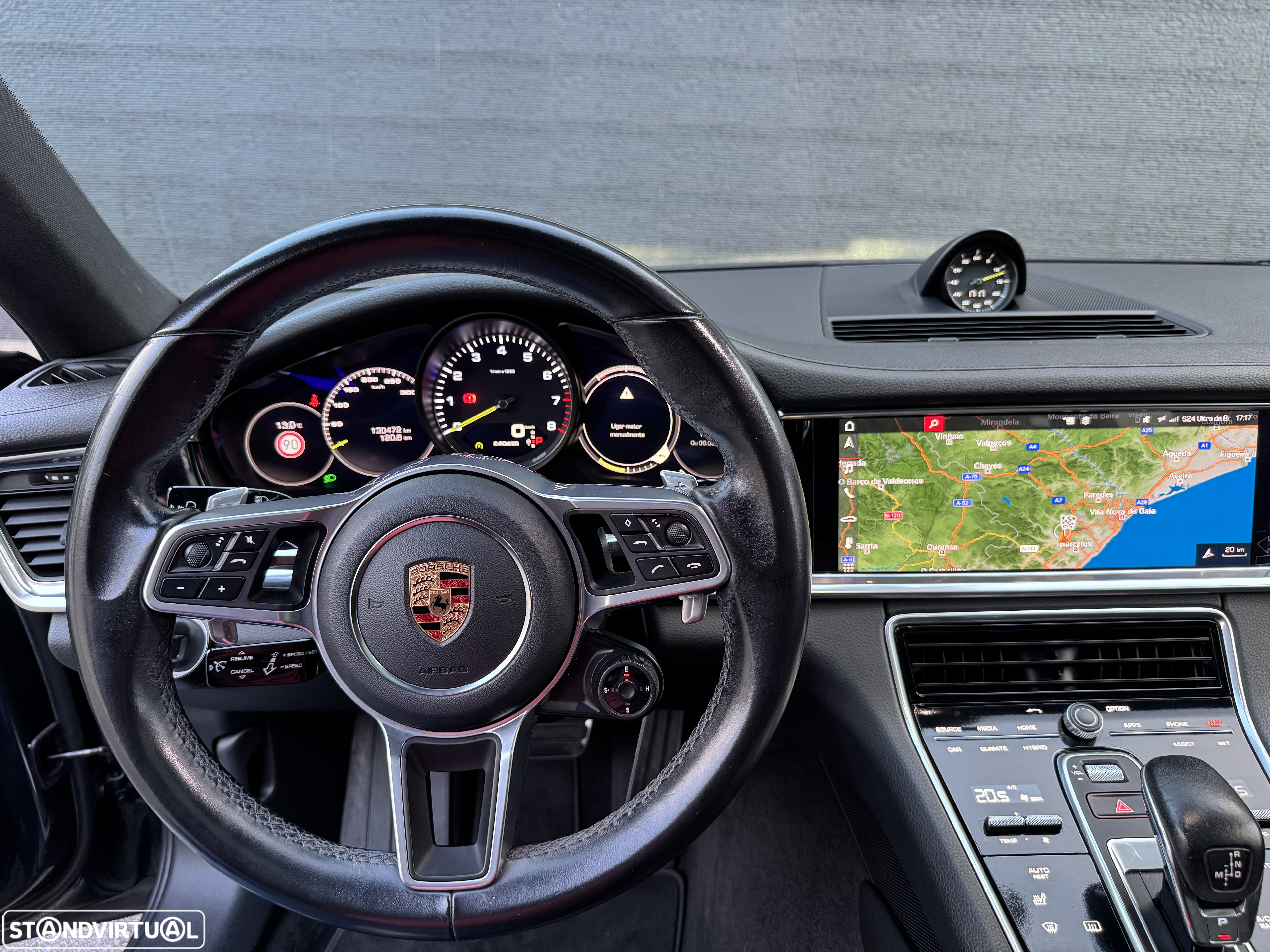 Porsche Panamera Sport Turismo 4 E-Hybrid - 15