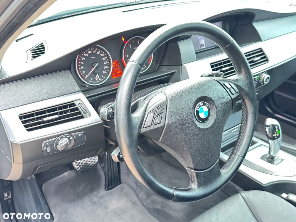 BMW Seria 5 - 28