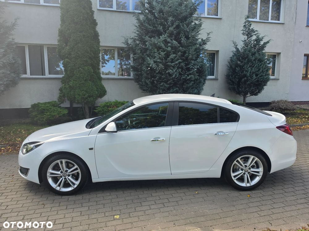Opel Insignia 2.0 CDTI Cosmo S&S - 4
