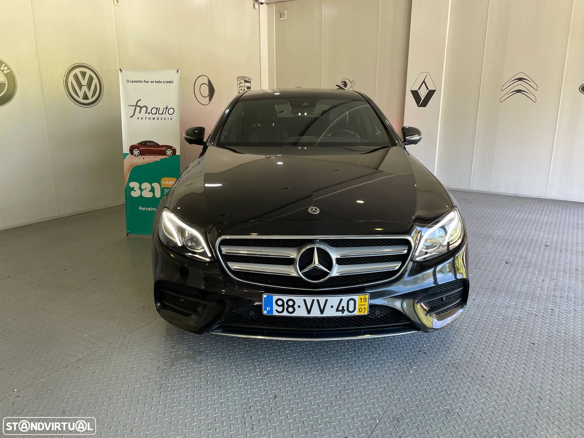 Mercedes-Benz E 220 d AMG - 1