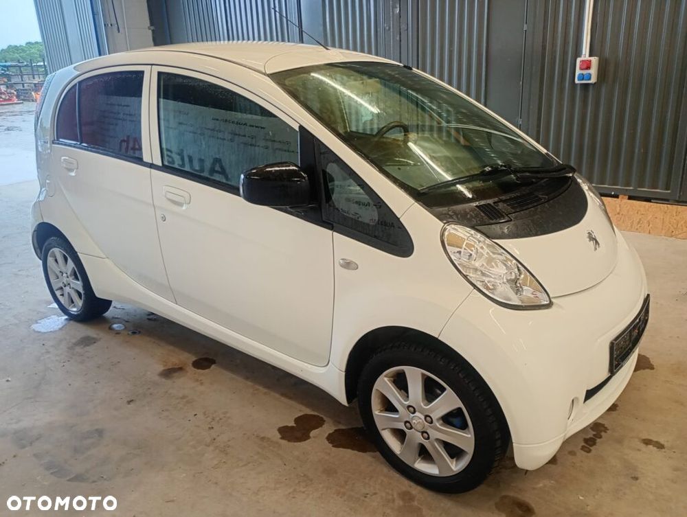 Peugeot iOn Standard - 1