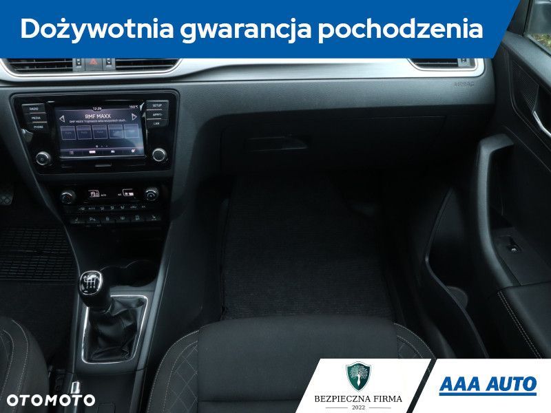 Skoda RAPID - 10