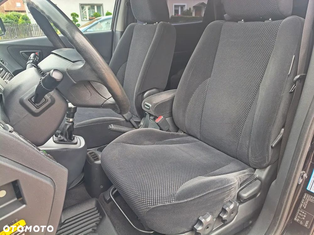 Hyundai Tucson 2.0 Comfort 2WD - 8