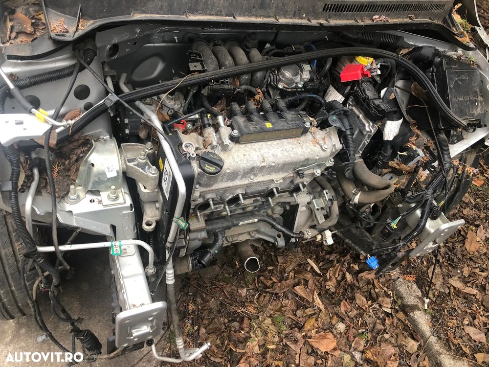 Dezmembrez Ford KA gri argintiu 2014 - 8