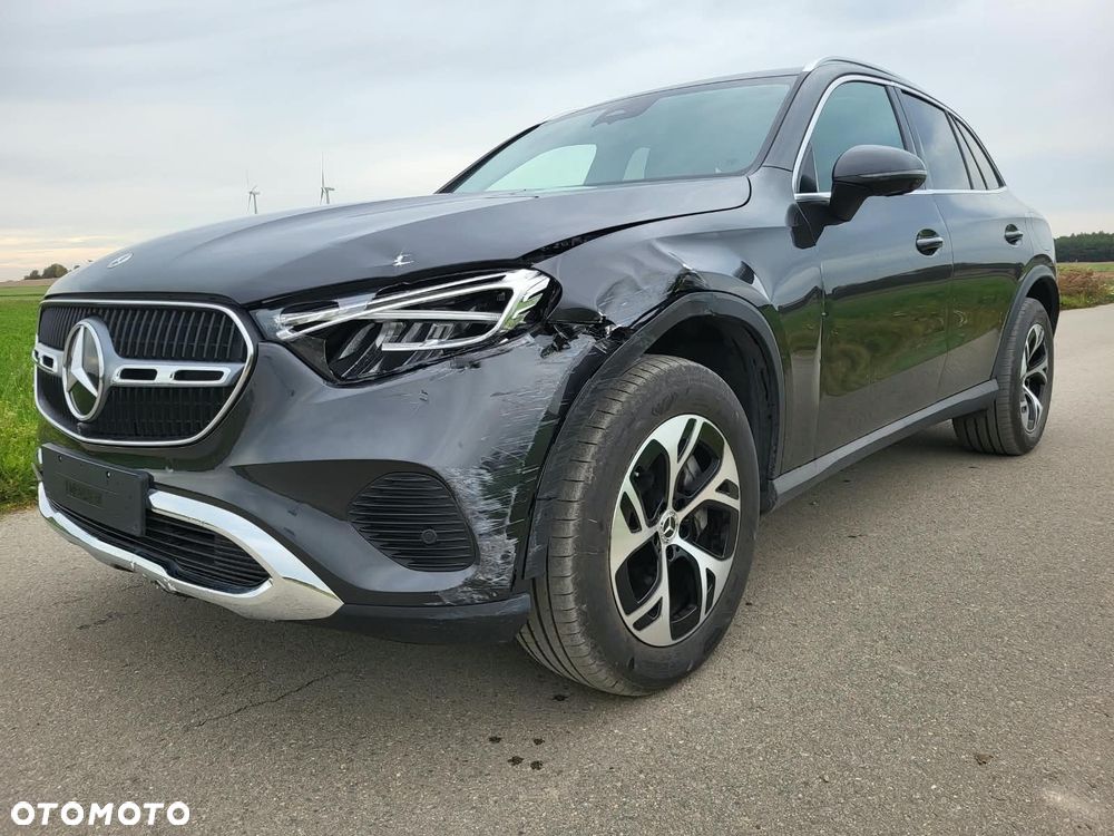 Mercedes-Benz GLC - 7