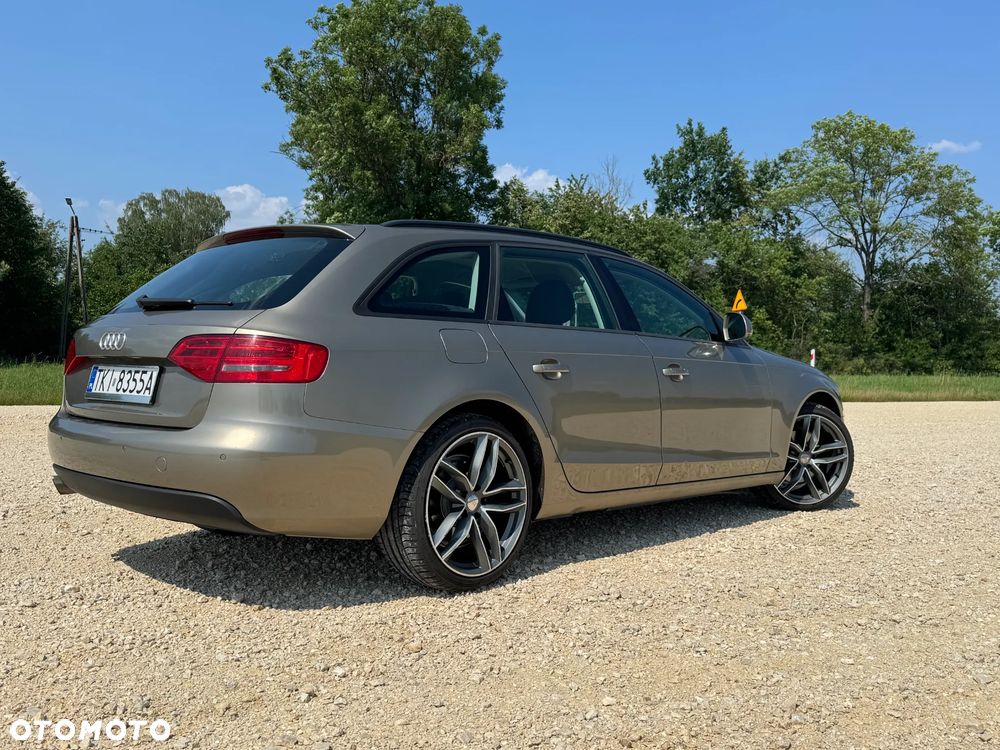 Audi A4 Avant 2.0 TDI - 7