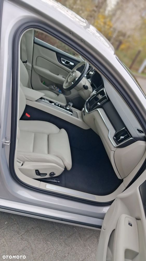 Volvo S60 B5 B AWD Inscription - 7