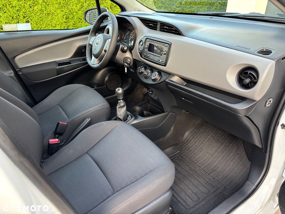 Toyota Yaris 1.5 Active - 31