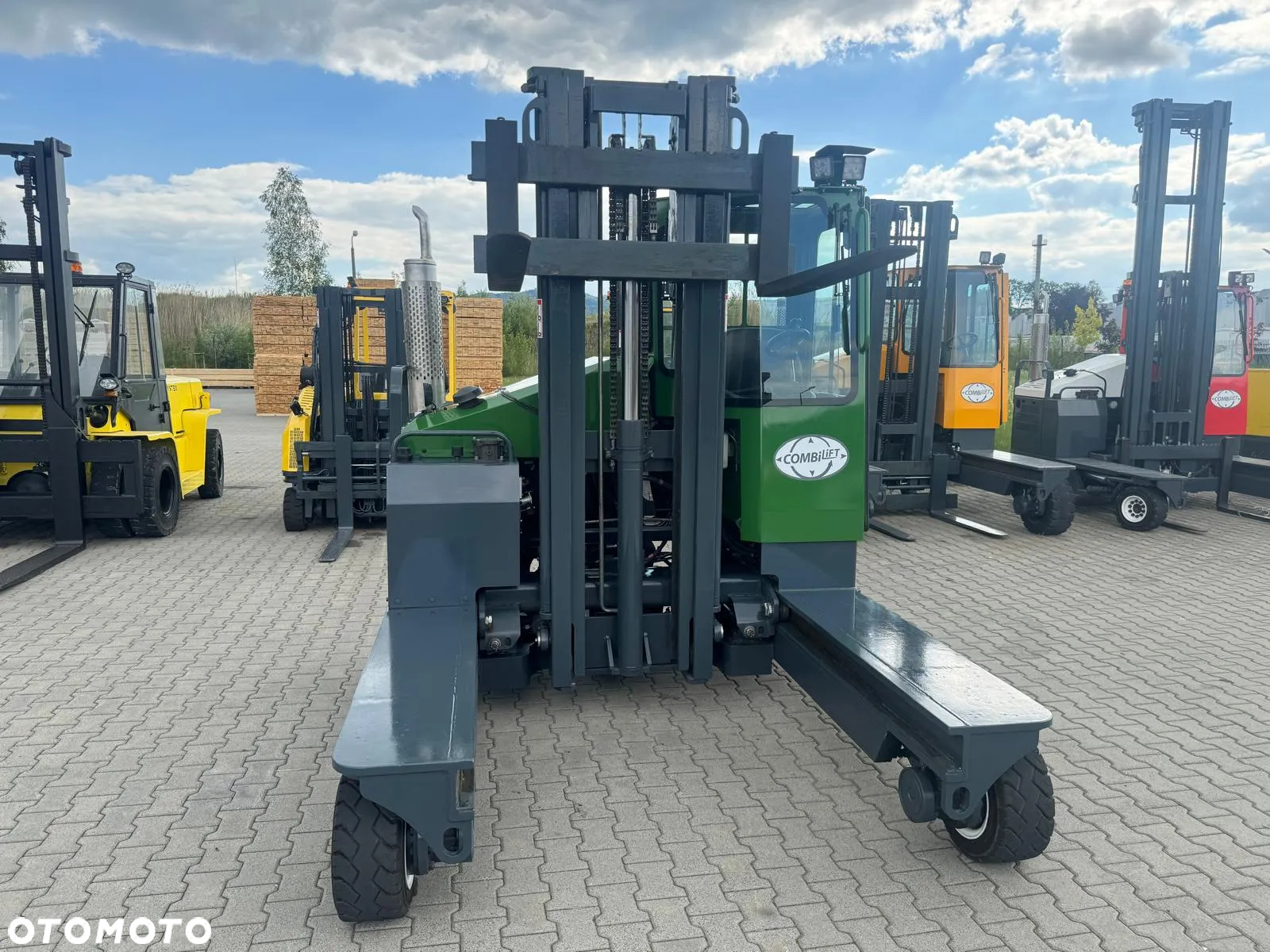 Combilift Combilift C5000// Stan idealny // wolny skok //Niski maszt - 16