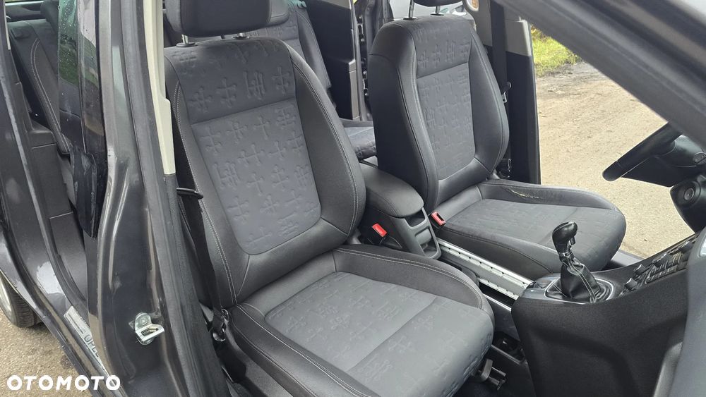 Opel Meriva 1.4 Innovation - 27