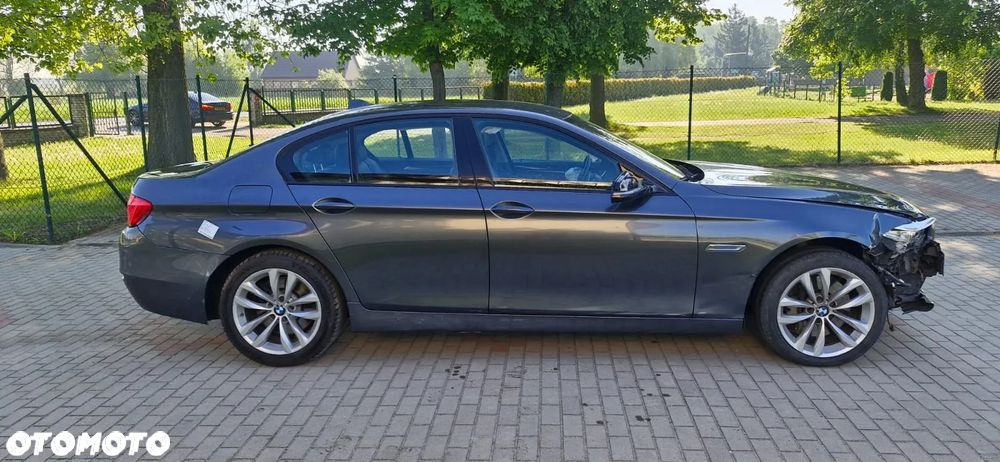 BMW Seria 5 530d xDrive Sport-Aut Luxury Line - 6