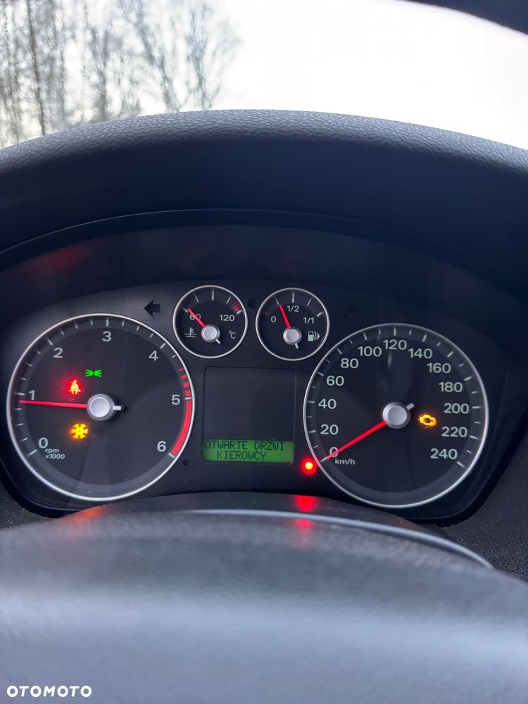 Ford Focus 1.8 TDCi FX - 11