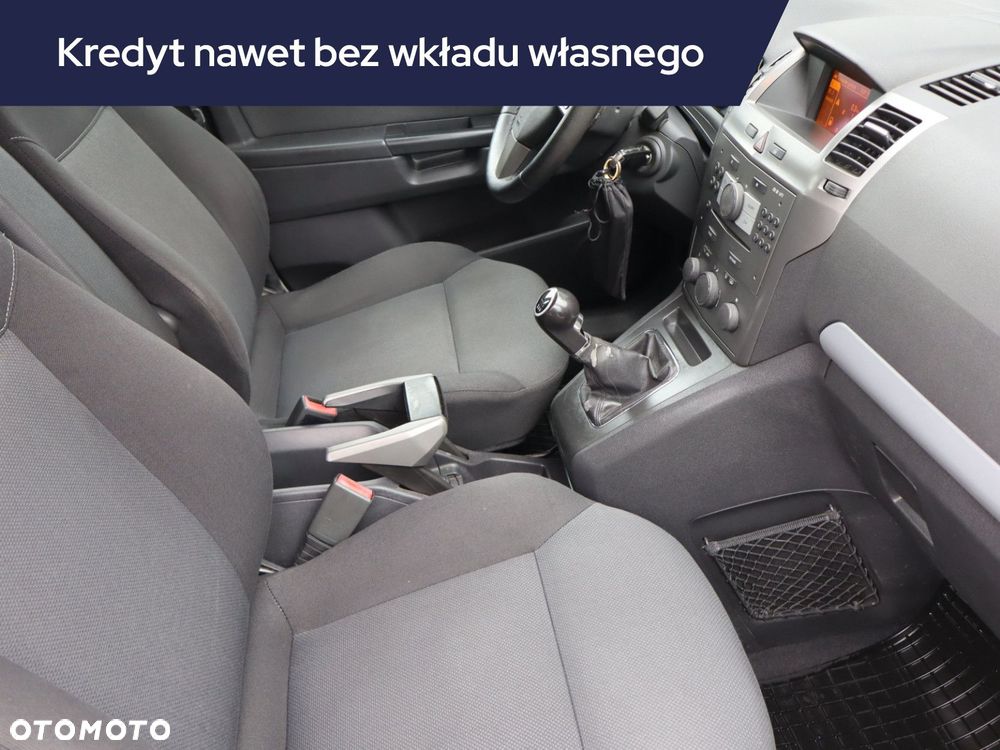 Opel Zafira - 11